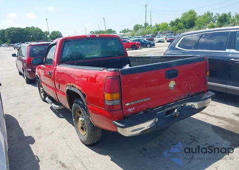 2000 Chevrolet Silverado 1500 from USA, damaged, VIN 1GCEC14W0YZ154863